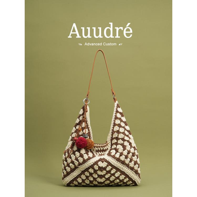Audre 겨울 시즌 모직 충돌 색상 대량 단일 어깨 숄더백 여성 스타일 신상 통근 토트백
